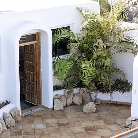 Ostello The Tree House Tenerife El Médano